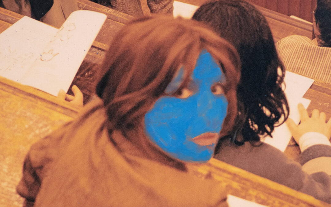 ALDOUS HARDING – TRAIN ON THE ISLAND (4AD, LP COLOR/LP/CD)